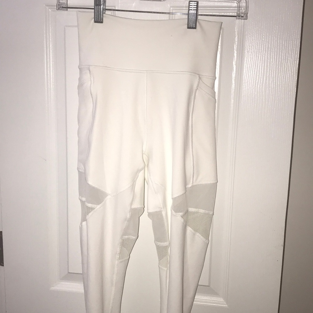 White LULULEMON almost new pant leggings